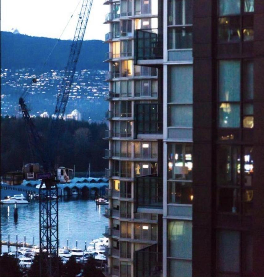 Robson & Granville Luxury Suite Vancouver Luaran gambar